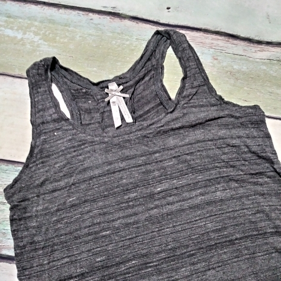 Gray Razorback Tank Top Comfy & Cute - Picture 6 of 14